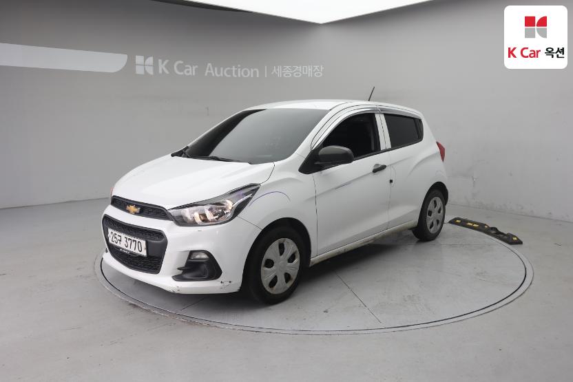 2017 - chevrolet spark