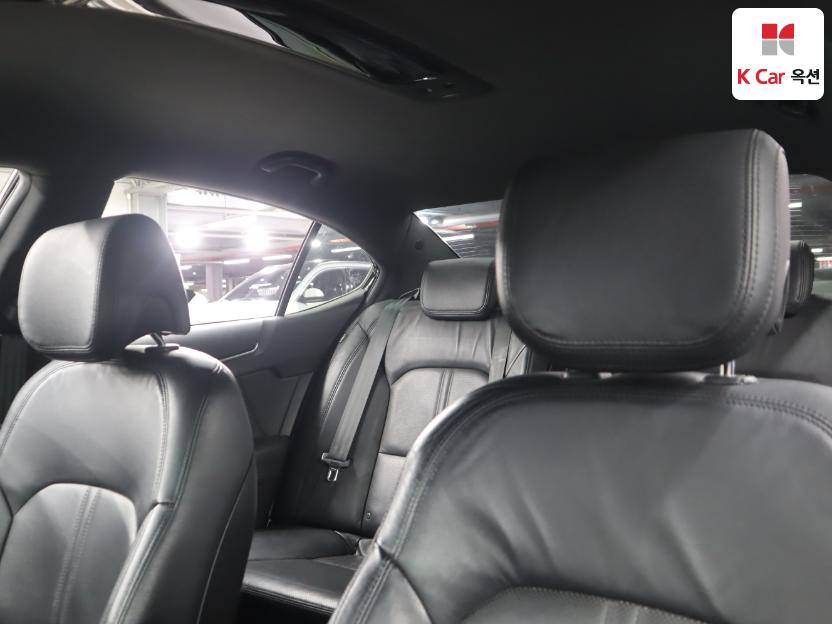 2012 - kia k7