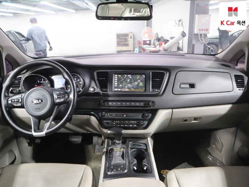 2017 - kia carnival