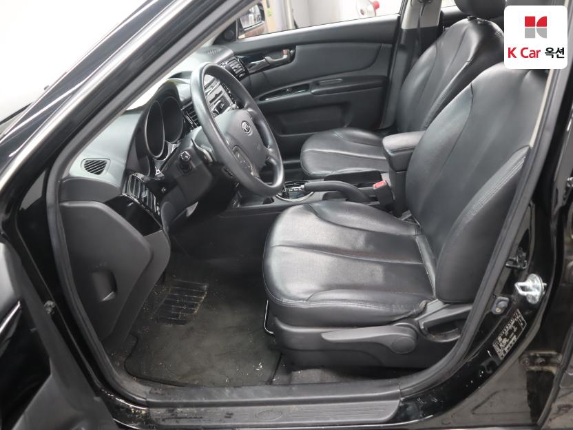 2009 - kia roche