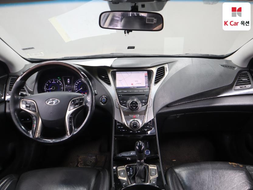 2012 - hyundai grandeur