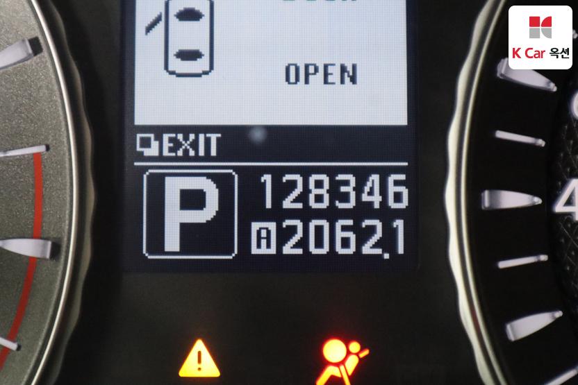 2011 - infiniti m37