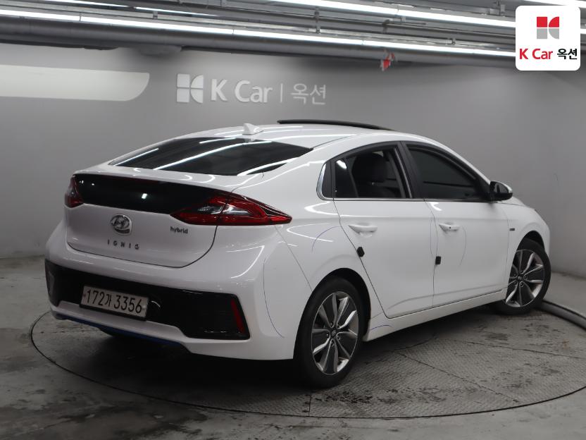 2016 - hyundai ioniq