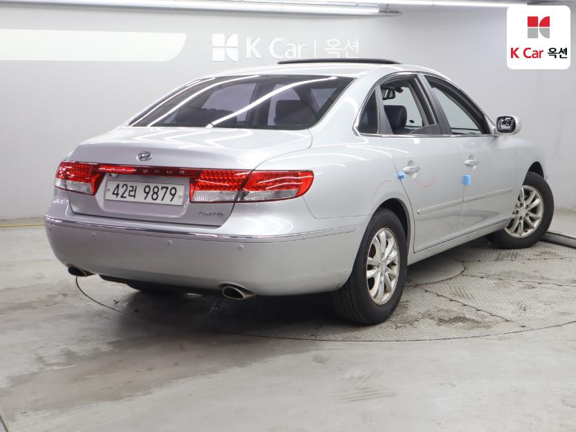 2009 - hyundai grandeur