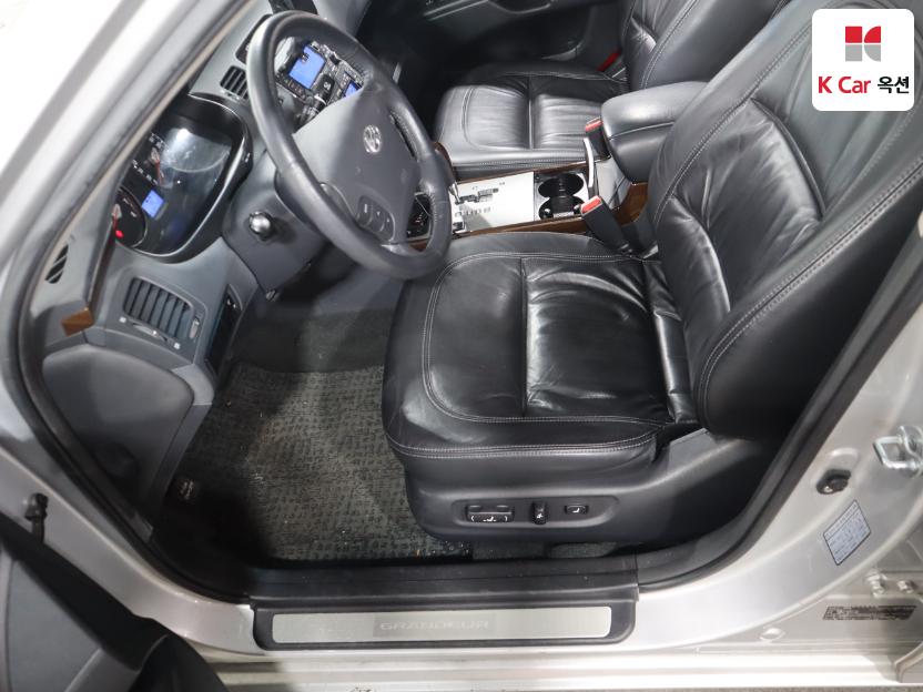 2009 - hyundai grandeur