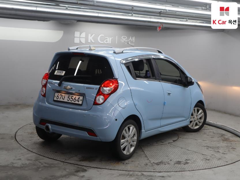 2015 - chevrolet spark