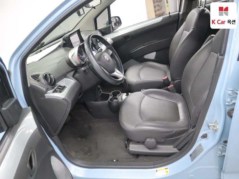 2015 - chevrolet spark