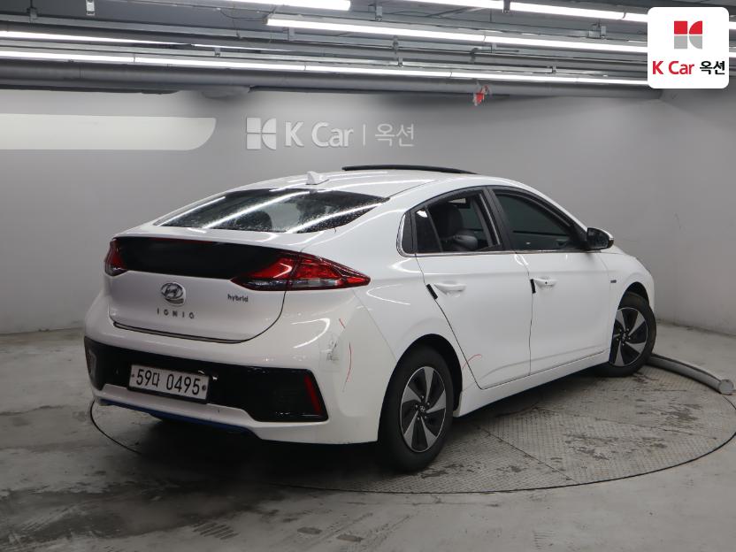 2017 - hyundai ioniq