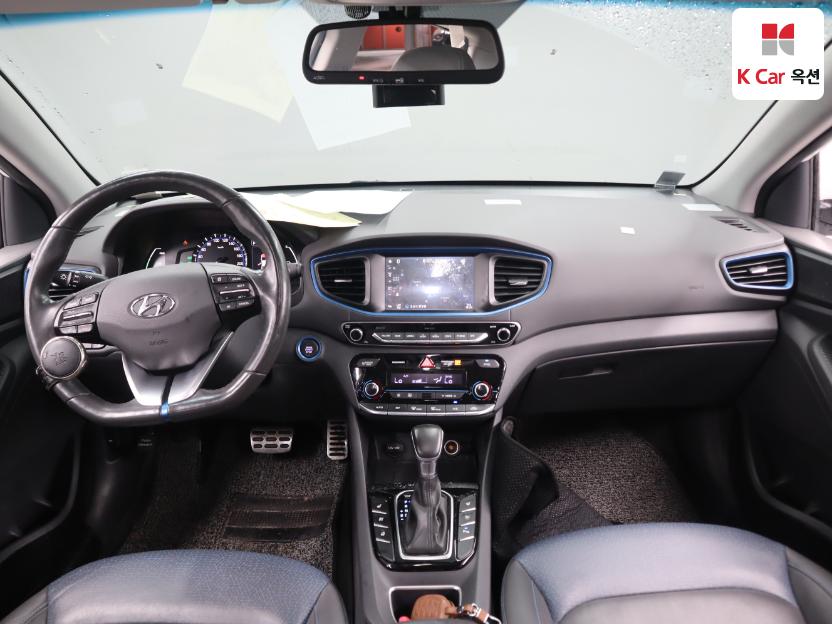 2017 - hyundai ioniq