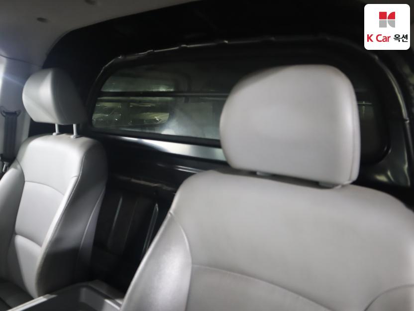 2021 - hyundai grand starex