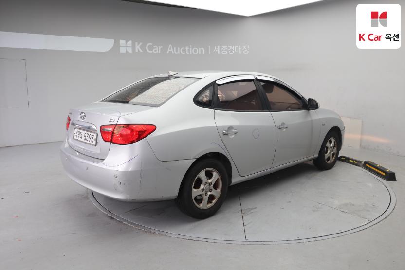 2010 - hyundai avante