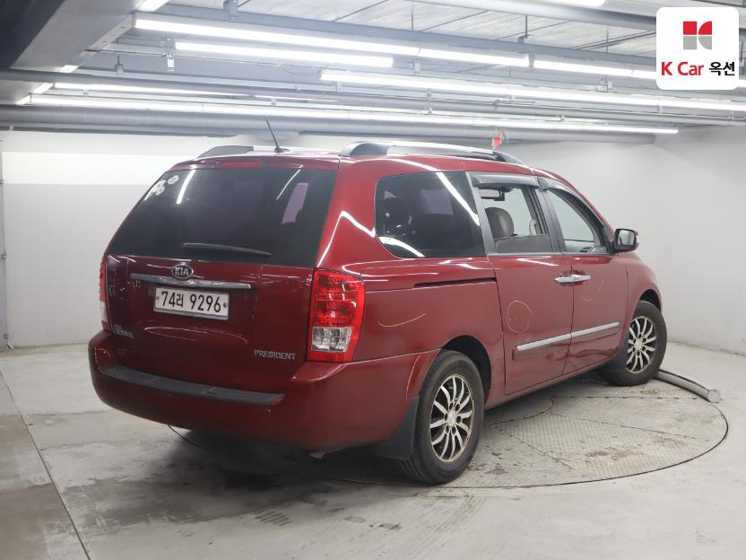2011 - kia carnival