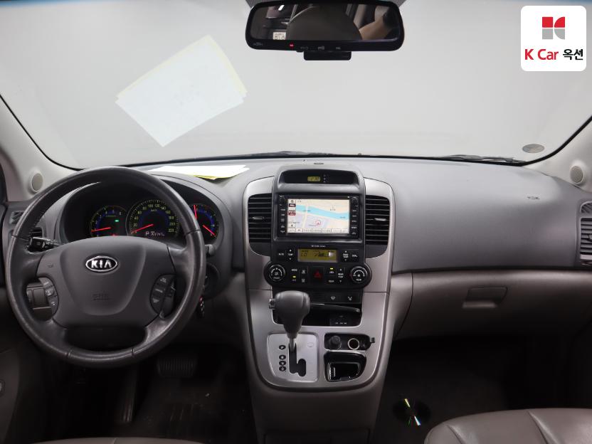 2011 - kia carnival