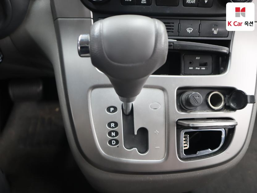 2011 - kia carnival