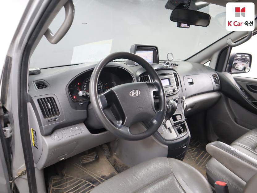 2016 - hyundai grand starex