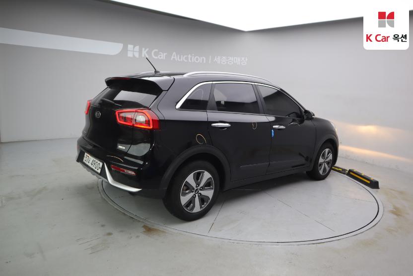 2019 - kia niro