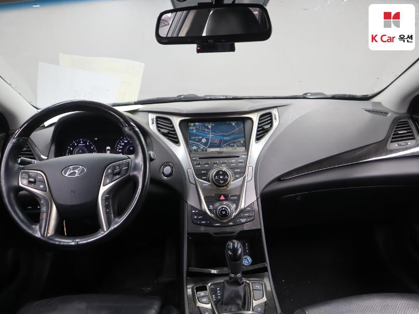 2013 - hyundai grandeur