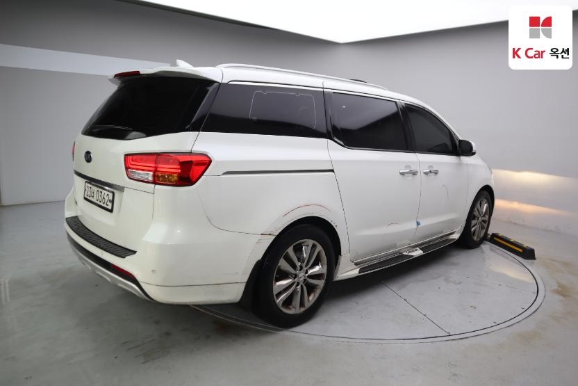 2017 - kia carnival