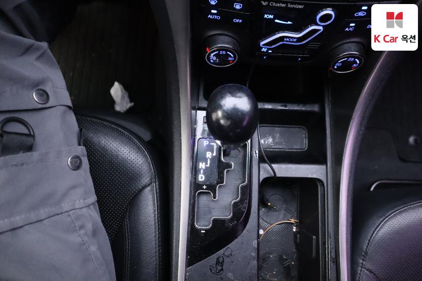 2011 - hyundai sonata