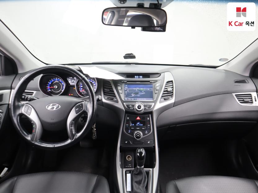 2015 - hyundai avante
