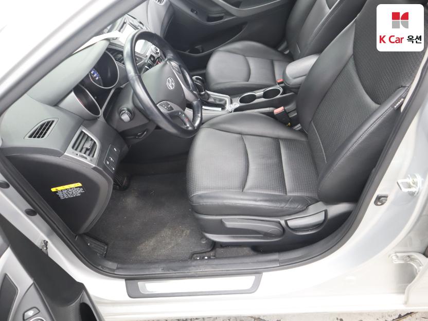 2015 - hyundai avante
