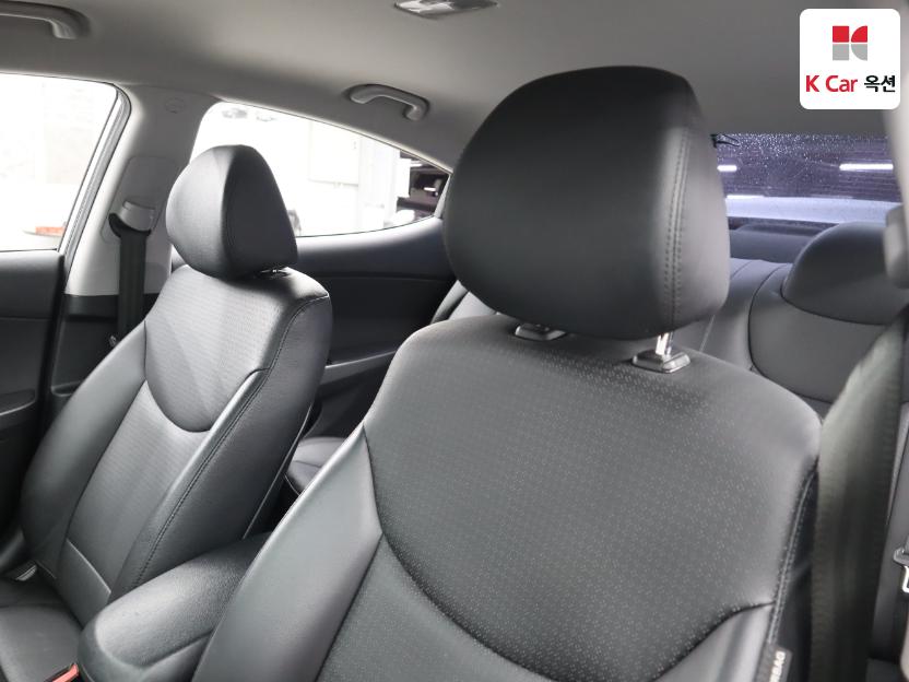 2015 - hyundai avante