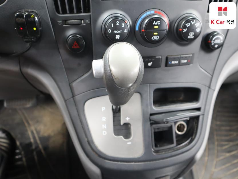 2014 - hyundai grand starex