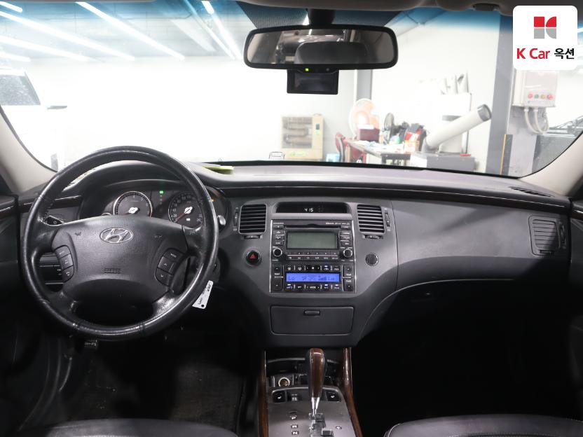 2010 - hyundai grandeur