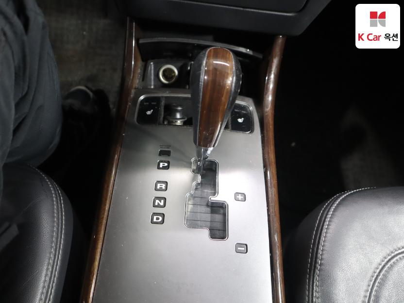 2010 - hyundai grandeur