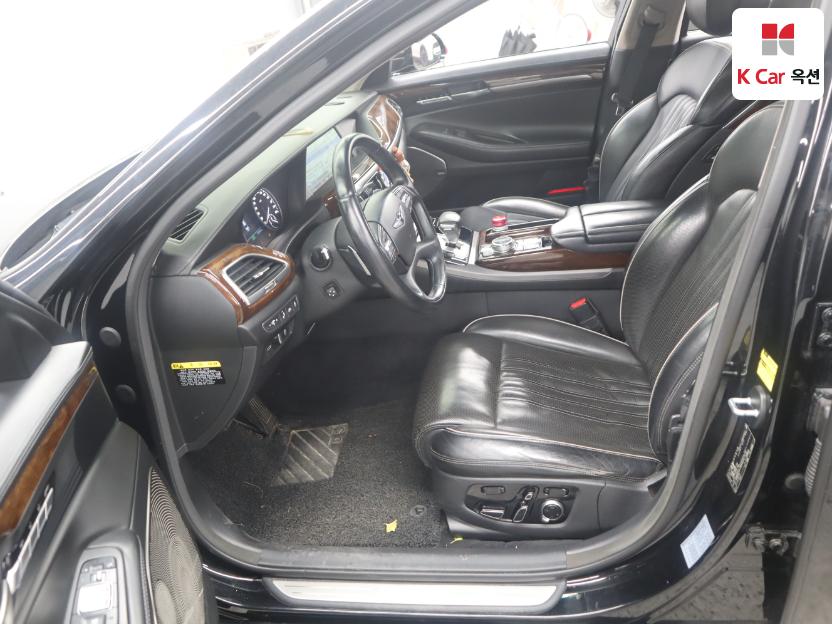 2017 - genesis eq900