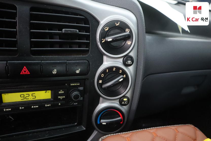 2016 - kia bongo iii