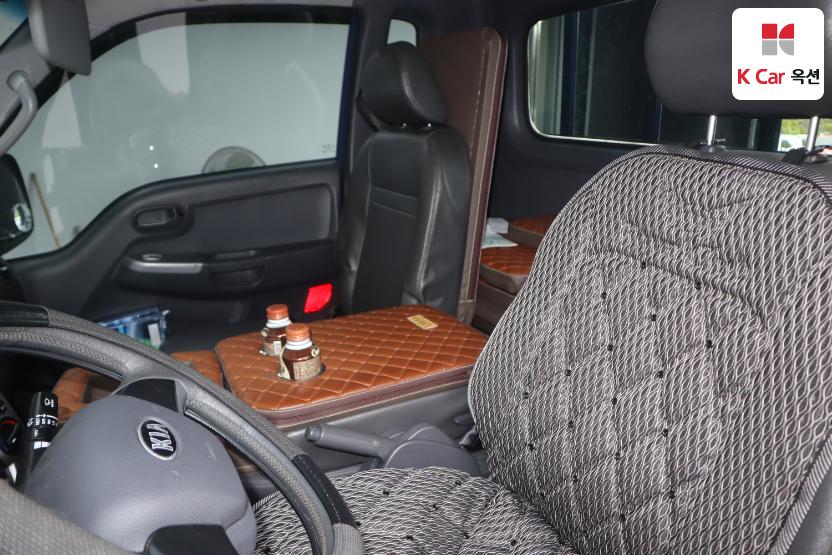 2016 - kia bongo iii