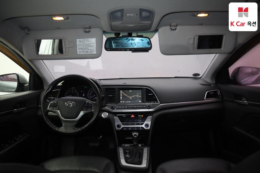 2017 - hyundai avante