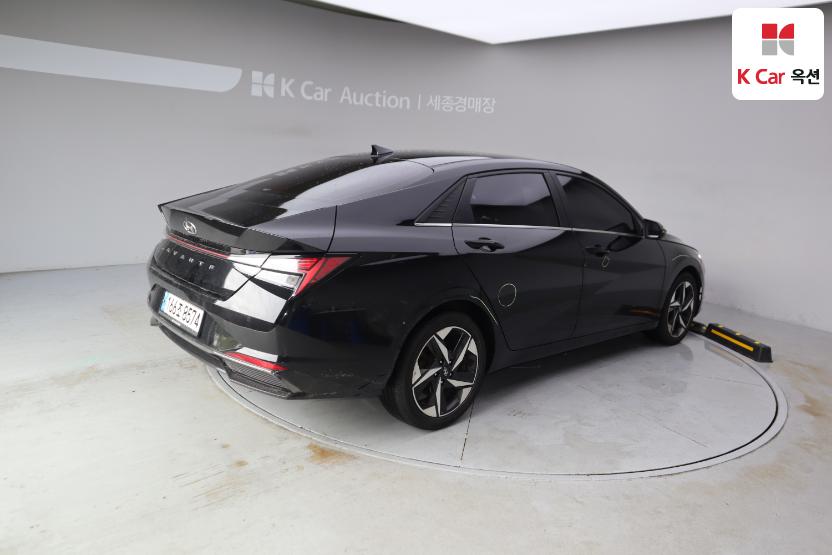 2021 - hyundai avante