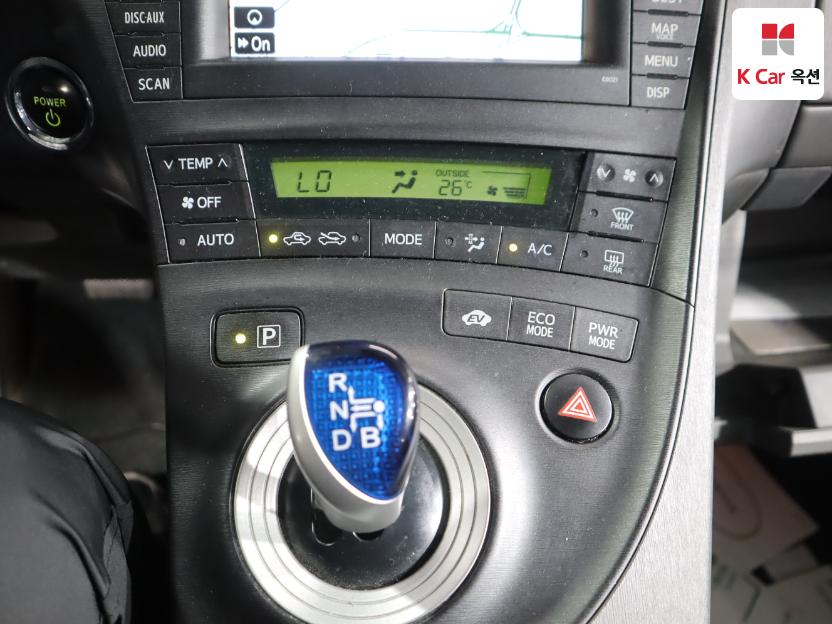2010 - toyota prius