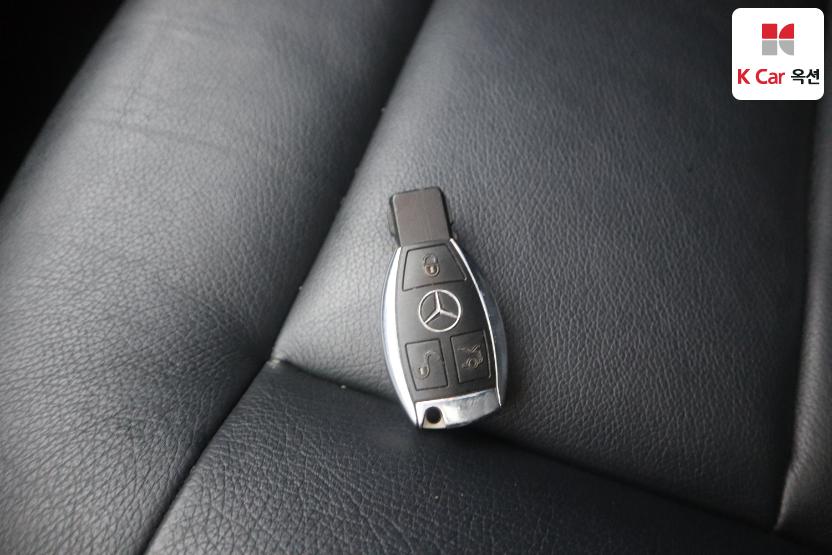 2013 - mercedes-benz e220