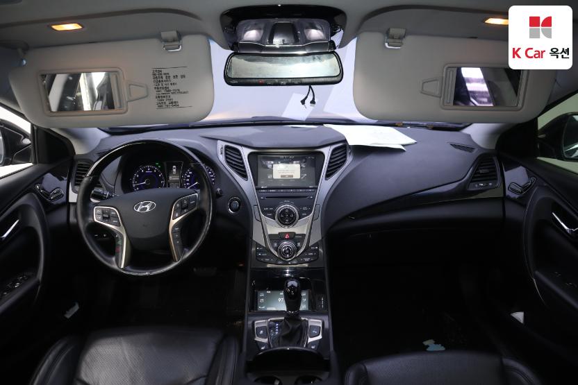 2013 - hyundai grandeur