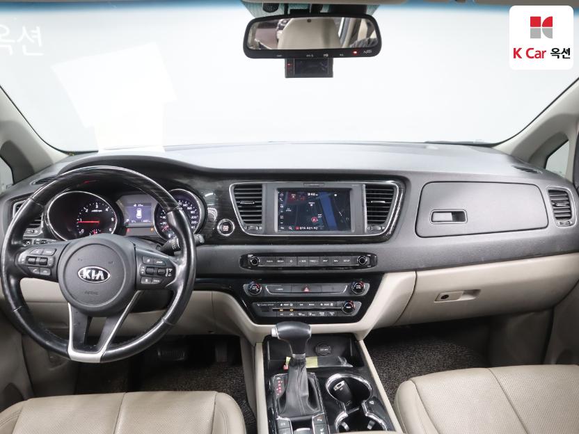 2019 - kia carnival