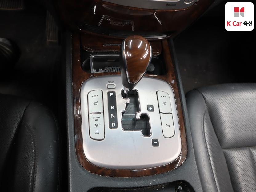 2011 - hyundai bh330