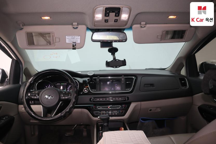 2019 - kia carnival