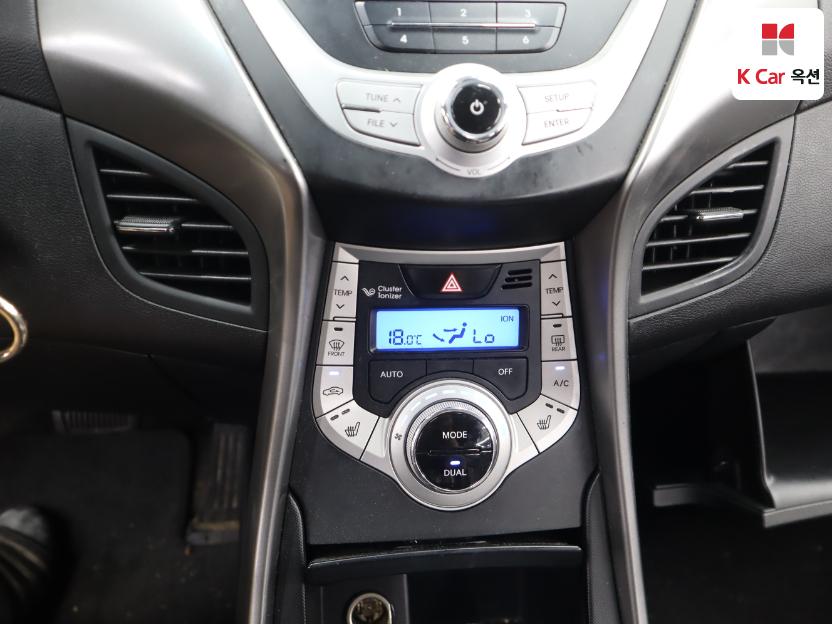 2012 - hyundai avante