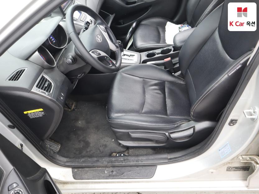 2012 - hyundai avante