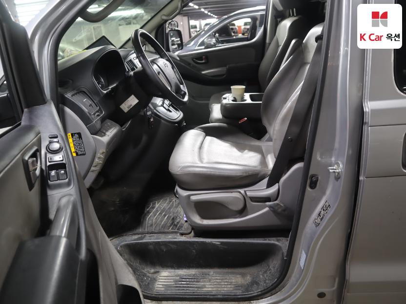 هيونداي Grand Starex 2021 — صورة 8