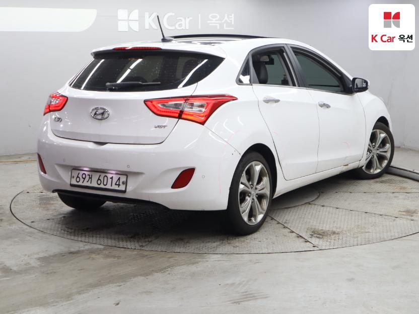 2012 - hyundai i30