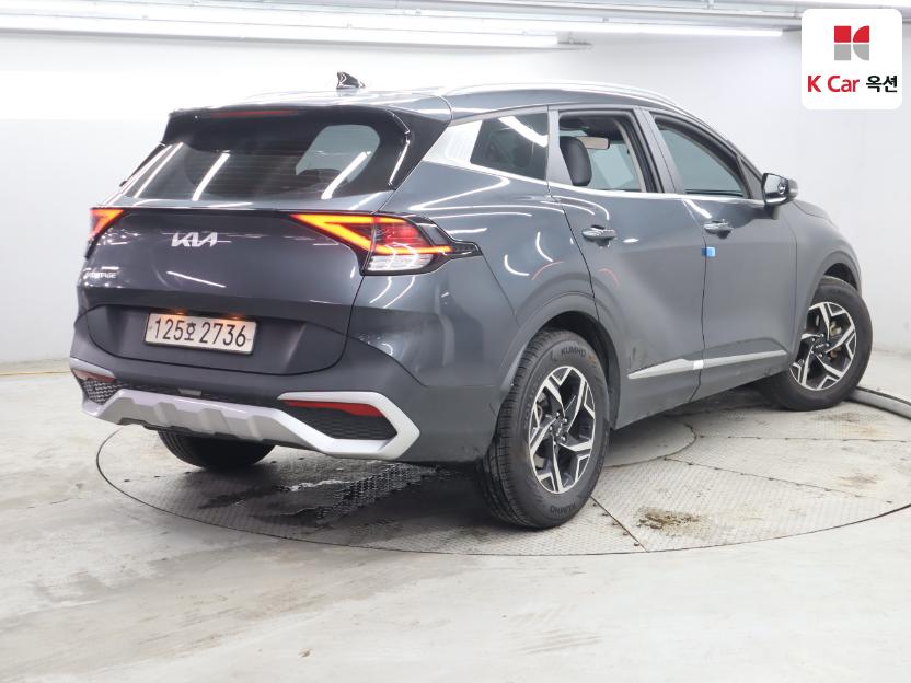 2022 - kia sportage