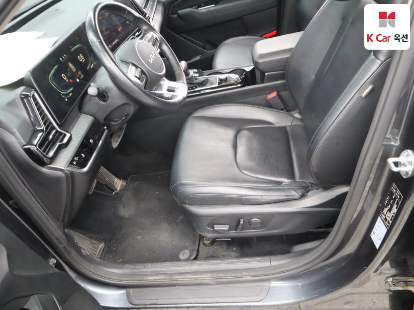 2022 - kia sportage