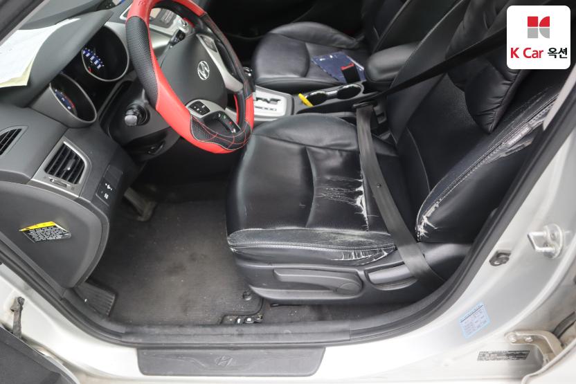 2011 - hyundai avante