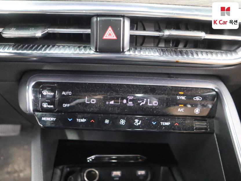 2022 - kia k5