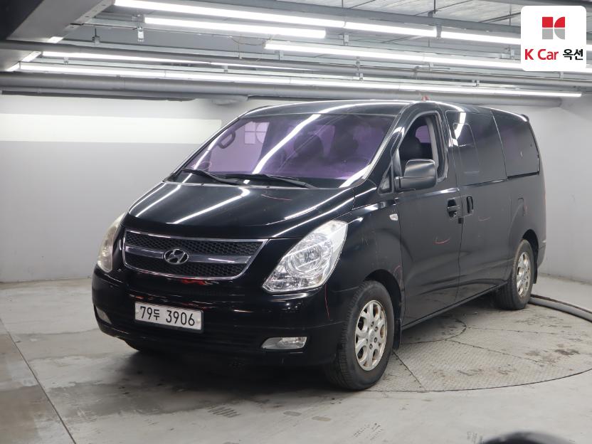 2011 - hyundai grand starex