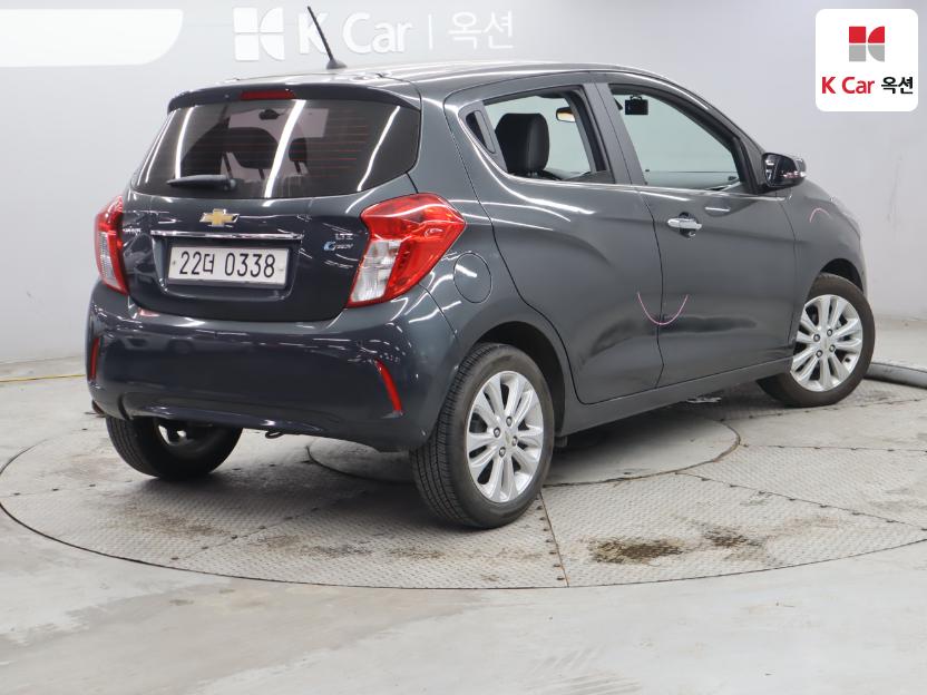 2017 - chevrolet spark